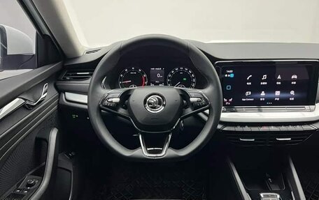 Skoda Octavia IV, 2023 год, 2 390 000 рублей, 12 фотография
