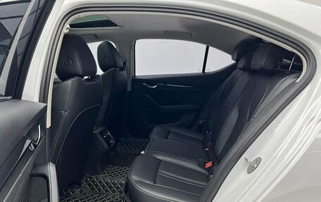 Skoda Octavia IV, 2023 год, 2 390 000 рублей, 17 фотография