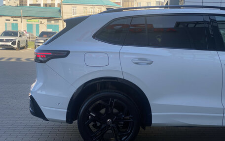 Volkswagen Tiguan, 2025 год, 4 250 000 рублей, 7 фотография