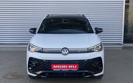 Volkswagen Tiguan, 2025 год, 4 250 000 рублей, 2 фотография