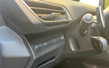 Peugeot 5008 II, 2021 год, 2 200 000 рублей, 14 фотография