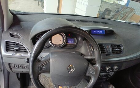 Renault Megane III, 2015 год, 700 000 рублей, 5 фотография
