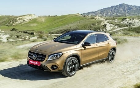 Mercedes-Benz GLA, 2018 год, 1 950 000 рублей, 1 фотография