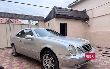 Mercedes-Benz CLK-Класс, 2001 год, 520 000 рублей, 2 фотография