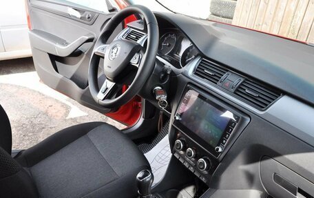 Skoda Rapid I, 2017 год, 1 050 000 рублей, 11 фотография