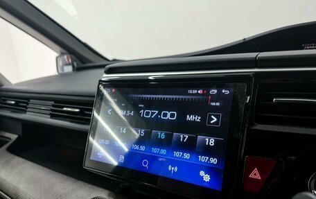Honda Stepwgn IV, 2015 год, 2 400 000 рублей, 16 фотография