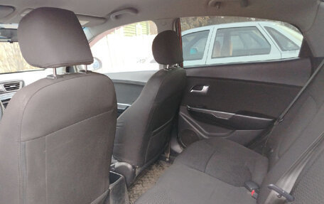 KIA Rio III рестайлинг, 2012 год, 450 000 рублей, 13 фотография