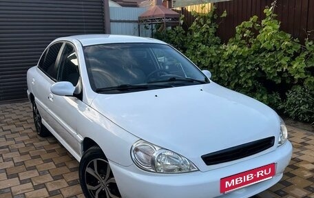 KIA Rio II, 2001 год, 350 000 рублей, 2 фотография