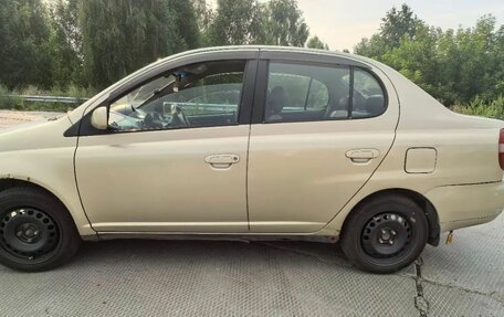 Toyota Platz, 2000 год, 300 000 рублей, 7 фотография