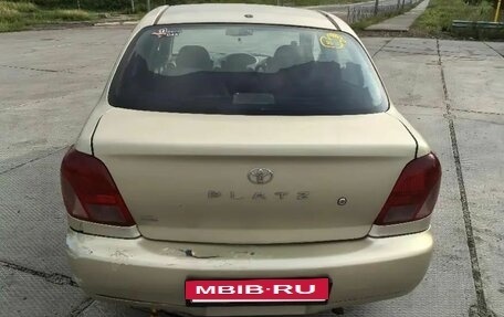 Toyota Platz, 2000 год, 300 000 рублей, 8 фотография