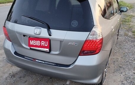 Honda Fit III, 2007 год, 470 000 рублей, 9 фотография