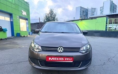Volkswagen Polo VI (EU Market), 2015 год, 490 000 рублей, 5 фотография