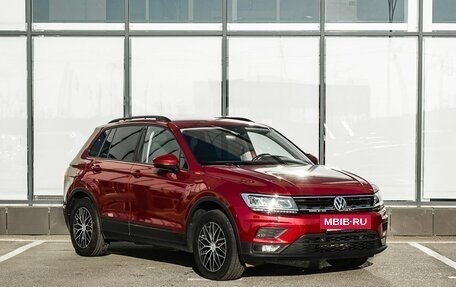 Volkswagen Tiguan II, 2019 год, 2 450 000 рублей, 5 фотография