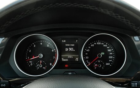 Volkswagen Tiguan II, 2019 год, 2 450 000 рублей, 16 фотография