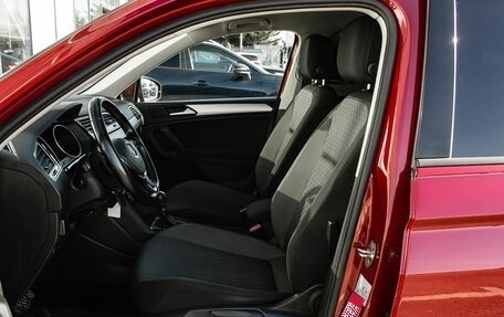 Volkswagen Tiguan II, 2019 год, 2 450 000 рублей, 11 фотография