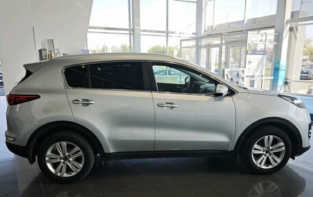 KIA Sportage IV рестайлинг, 2018 год, 1 765 000 рублей, 3 фотография