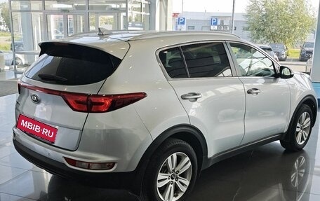 KIA Sportage IV рестайлинг, 2018 год, 1 765 000 рублей, 4 фотография