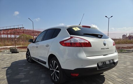 Renault Megane III, 2015 год, 950 000 рублей, 6 фотография