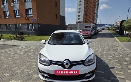 Renault Megane III, 2015 год, 950 000 рублей, 3 фотография