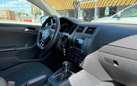 Volkswagen Jetta VI, 2016 год, 1 200 000 рублей, 11 фотография