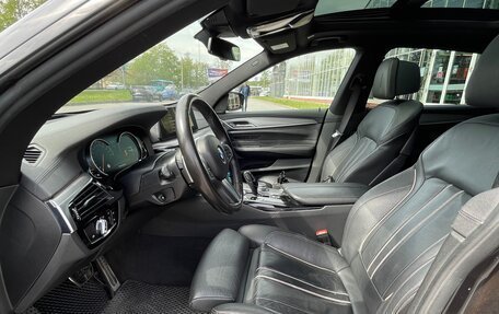 BMW 6 серия, 2018 год, 3 550 000 рублей, 11 фотография