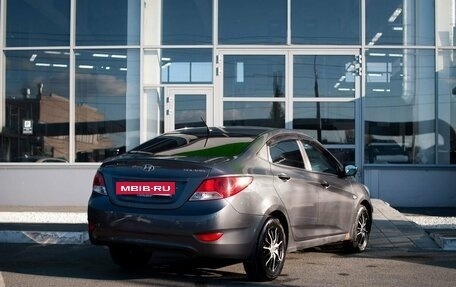 Hyundai Solaris II рестайлинг, 2011 год, 750 000 рублей, 2 фотография