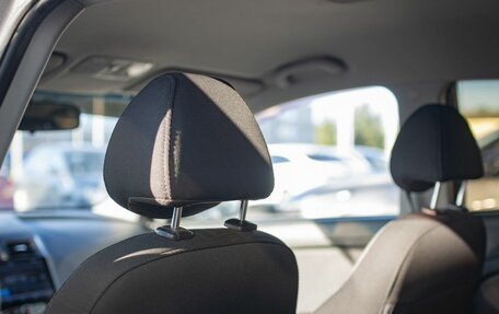 Hyundai Solaris II рестайлинг, 2011 год, 750 000 рублей, 11 фотография