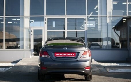 Hyundai Solaris II рестайлинг, 2011 год, 750 000 рублей, 4 фотография