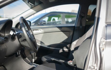 Hyundai Solaris II рестайлинг, 2011 год, 750 000 рублей, 9 фотография