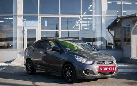 Hyundai Solaris II рестайлинг, 2011 год, 750 000 рублей, 5 фотография