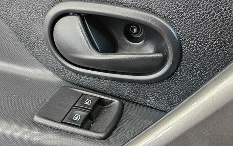 Renault Logan II, 2020 год, 990 000 рублей, 17 фотография