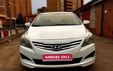 Hyundai Solaris II рестайлинг, 2016 год, 975 000 рублей, 1 фотография