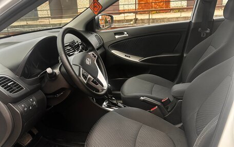 Hyundai Solaris II рестайлинг, 2016 год, 975 000 рублей, 8 фотография