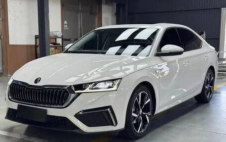 Skoda Octavia IV, 2022 год, 2 130 000 рублей, 1 фотография