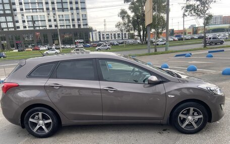 Hyundai i30 II рестайлинг, 2013 год, 885 000 рублей, 1 фотография