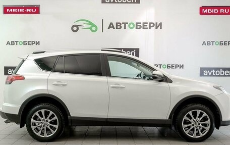Toyota RAV4, 2017 год, 2 225 000 рублей, 4 фотография