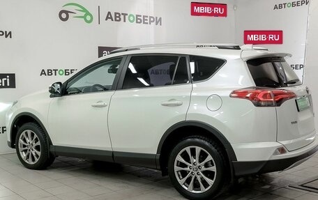 Toyota RAV4, 2017 год, 2 225 000 рублей, 7 фотография