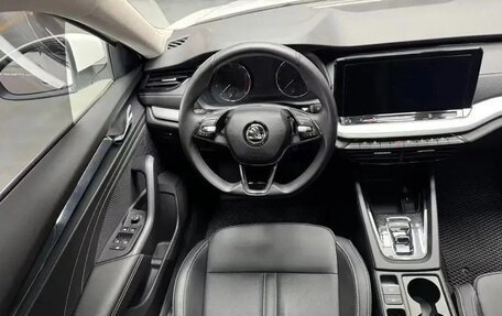 Skoda Octavia IV, 2022 год, 2 130 000 рублей, 10 фотография
