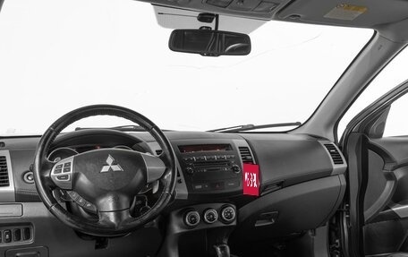 Mitsubishi Outlander III рестайлинг 3, 2012 год, 1 366 000 рублей, 5 фотография