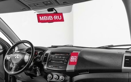 Mitsubishi Outlander III рестайлинг 3, 2012 год, 1 366 000 рублей, 6 фотография