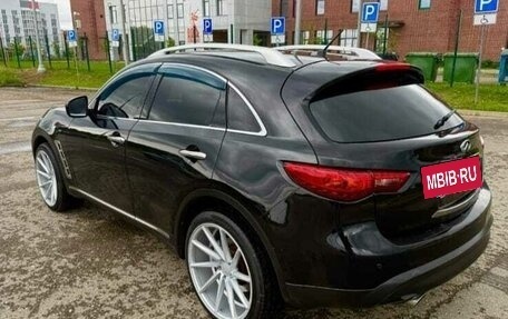 Infiniti QX70, 2013 год, 1 750 000 рублей, 6 фотография