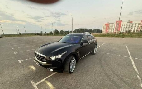 Infiniti QX70, 2013 год, 1 750 000 рублей, 25 фотография