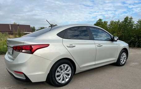 Hyundai Solaris II рестайлинг, 2018 год, 1 550 000 рублей, 6 фотография