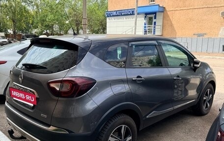Renault Kaptur I рестайлинг, 2018 год, 1 850 000 рублей, 3 фотография