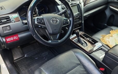 Toyota Camry, 2016 год, 1 950 000 рублей, 5 фотография