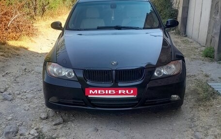 BMW 3 серия, 2005 год, 630 000 рублей, 2 фотография