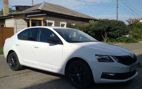 Skoda Octavia, 2018 год, 1 380 000 рублей, 4 фотография