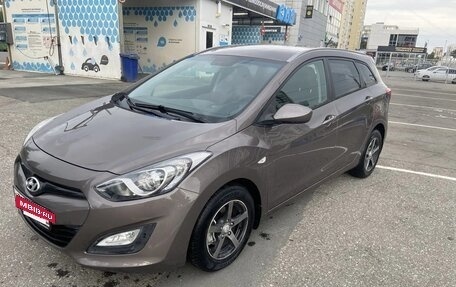 Hyundai i30 II рестайлинг, 2013 год, 885 000 рублей, 4 фотография