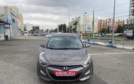 Hyundai i30 II рестайлинг, 2013 год, 885 000 рублей, 3 фотография