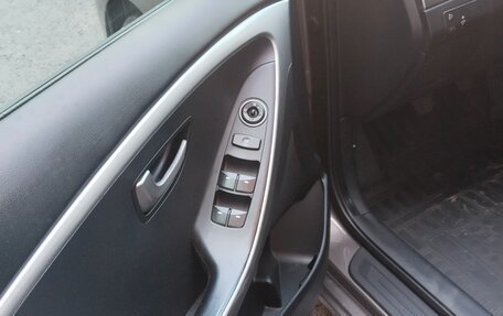 Hyundai i30 II рестайлинг, 2013 год, 885 000 рублей, 11 фотография